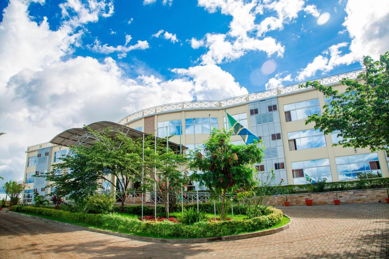 A1 Hotel And Resort Arusha Extérieur photo