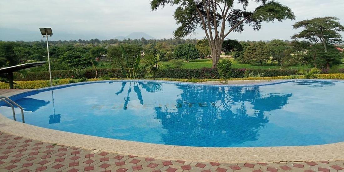 A1 Hotel And Resort Arusha Extérieur photo