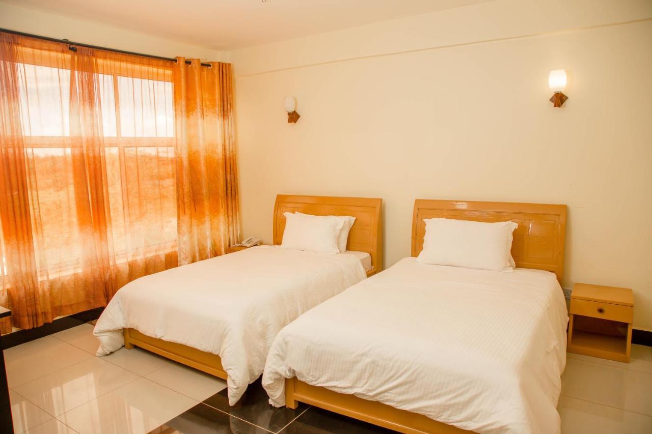 A1 Hotel And Resort Arusha Extérieur photo